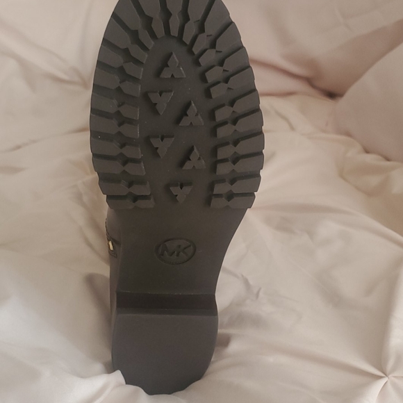 Michael Kors Brown boots size 7.5 - Picture 6 of 9